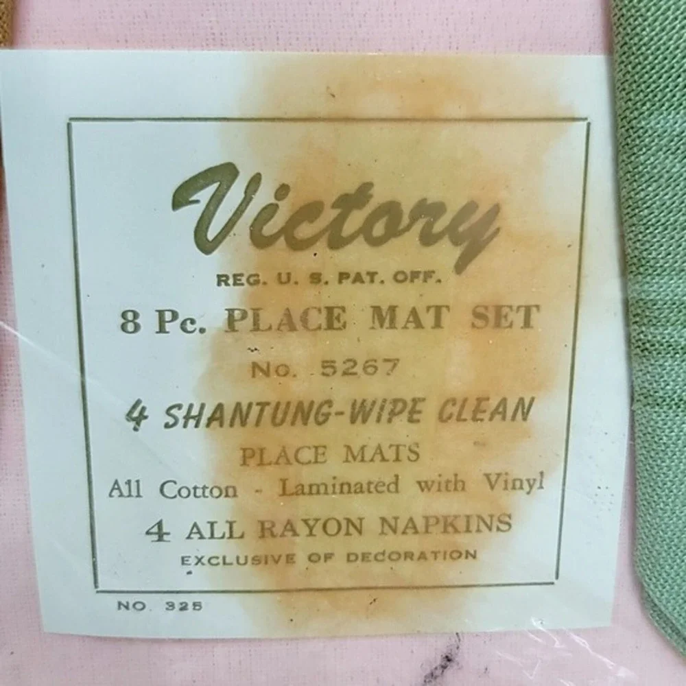 Vintage Victory 8 Pc Place Mat Set MCM Pink Vinyl Placemats Rayon Napkins NOS‎